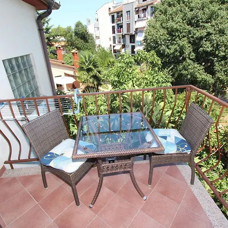 Beeindruckendes Nur 10 Gehminuten Zum Von Mit Grill Apartment Rovinj